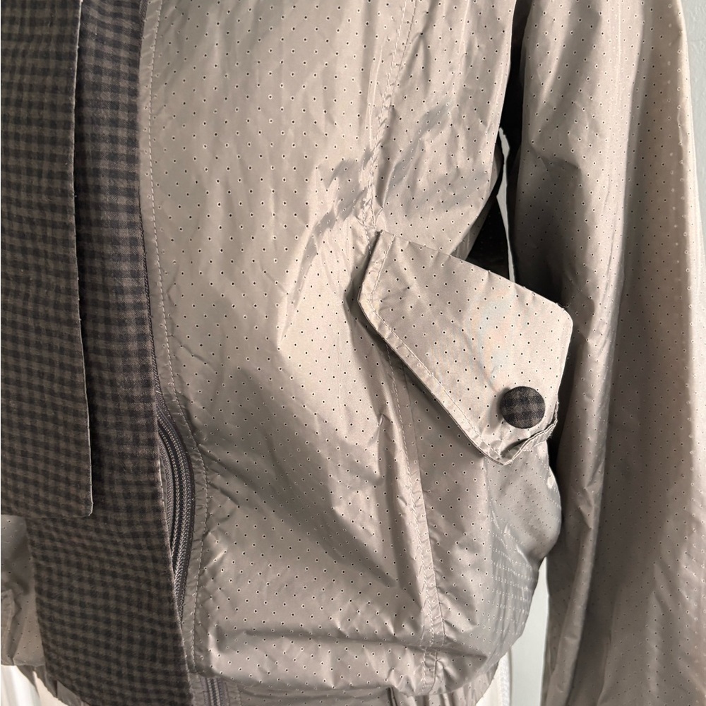 Women’s Nylon Jacket - Picture 5 of 7
